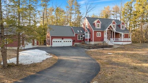 24 Oak Ridge Rd, Sandown, NH, 03873-2404 | Card Image