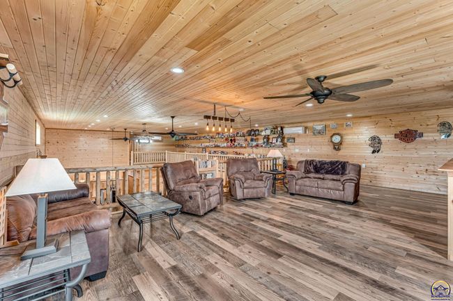 14426 110 Th St, House other with 5 bedrooms, 3 bathrooms and null parking in Oskaloosa KS | Image 34
