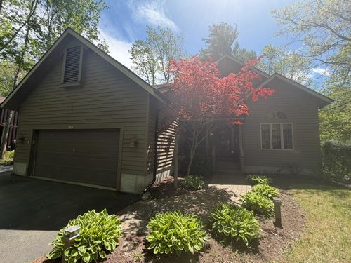 17 Pine Ridge Dr, Morrisonville, NY, 12962-9671 | Card Image
