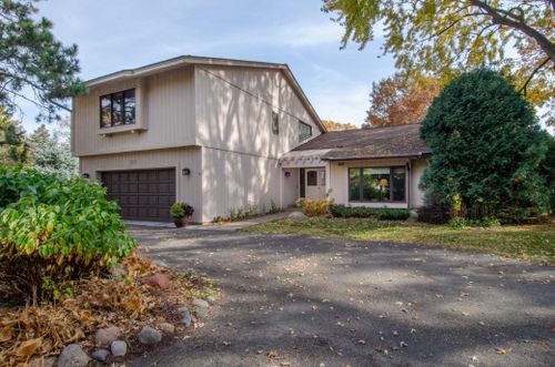 727 Torchwood Circle, New Brighton, MN, 55112 | Card Image