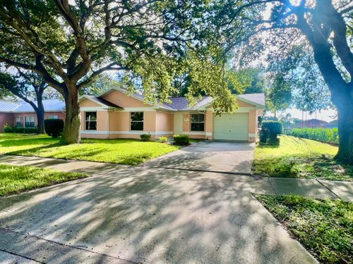 1200 Palm Walk Ln, Fort Pierce, FL, 34950-3267 | Card Image