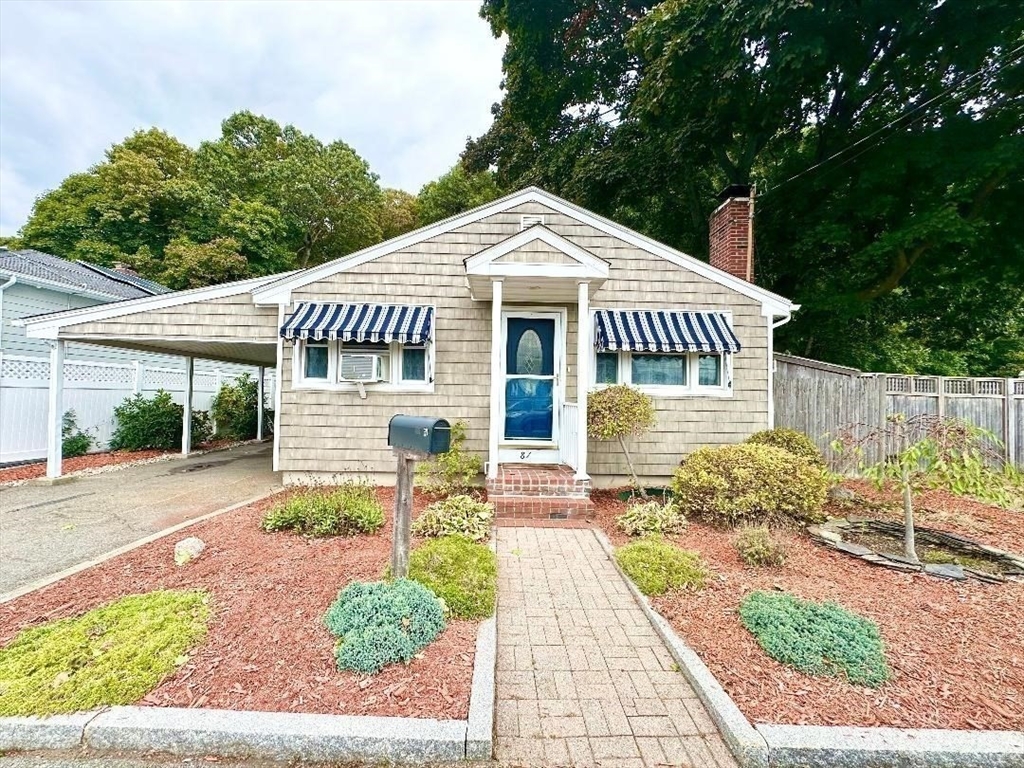 Range Ave, Lynn, MA 01904