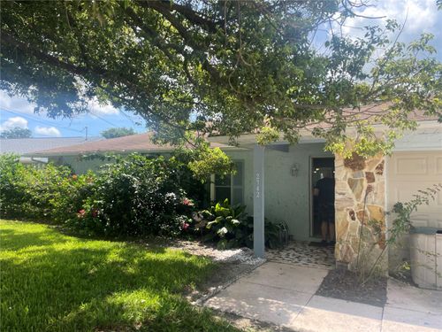 2742 Pine Acres Dr, LAKE WALES, FL, 33898-8839 | Card Image