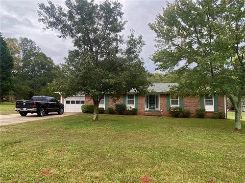 1424 E Calhoun St, Anderson, SC, 29621-2208 | Card Image