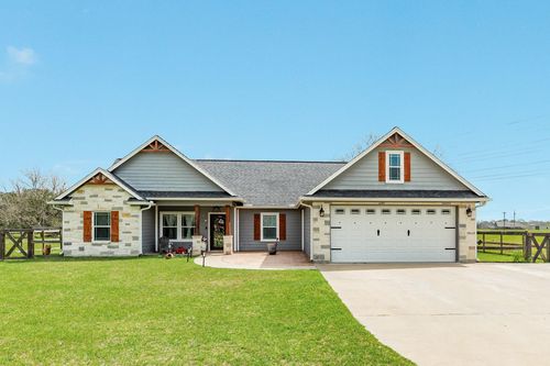 613 Winchester Trl, Angleton, TX, 77515-9687 | Card Image