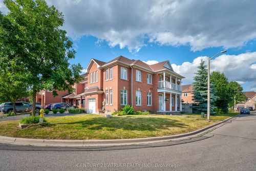 66 Daniel Reaman Cres, Vaughan, ON, L4J8V1 | Card Image