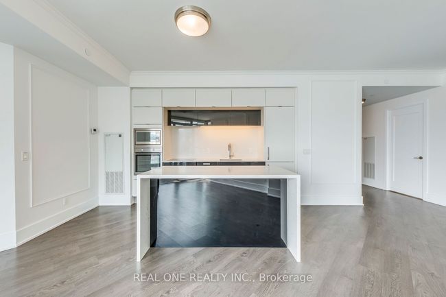 818 - 1 Edgewater Dr, Condo with 2 bedrooms, 3 bathrooms and null parking in Toronto ON | Image 13