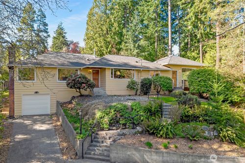 2209 Ne 177th St, Shoreline, WA, 98155-5240 | Card Image