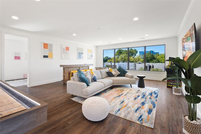 A - 5014 Mission Ave, Home with 4 bedrooms, 5 bathrooms and 4 parking in Dallas TX | Image 8