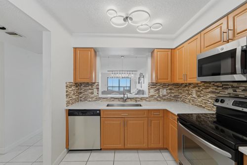 209-6093 Pointe Regal Circle, Delray Beach, FL, 33484 | Card Image