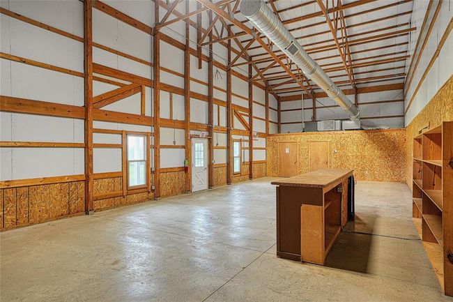 23003 N Frontage Rd, Home with 0 bedrooms, 0 bathrooms and null parking in Clinton OK | Image 14