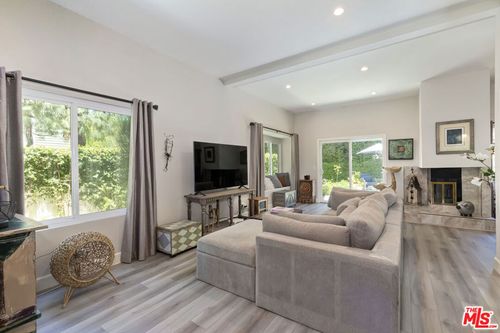29700 Windsong Ln, Agoura Hills, CA, 91301-4016 | Card Image