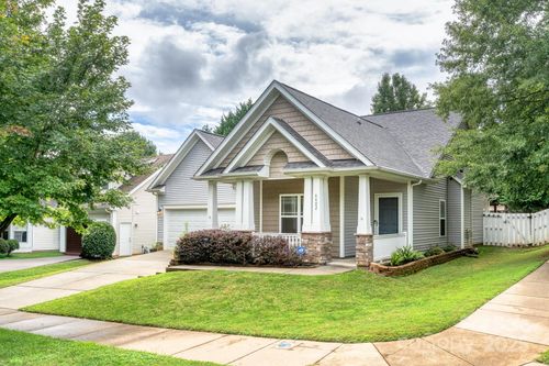 6402 Colonial Garden Dr, Huntersville, NC, 28078-1238 | Card Image