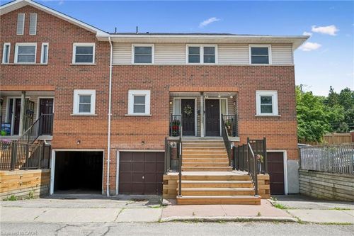 21-459 Beechwood Pl, Waterloo, ON, N2T2N8 | Card Image