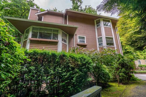 44-9000 Ash Grove Cres, Burnaby, BC, V5A4M3 | Card Image