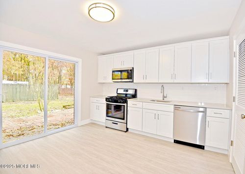 168 Esmeralda Ct, Brick, NJ, 08724-7106 | Card Image