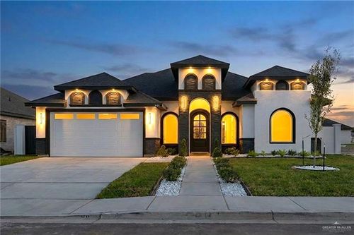 8103 N 49th, McAllen, TX, 78504-0954 | Card Image