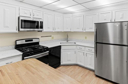 apt-107-6710 Vernon Ave S, Edina, MN, 55436-1832 | Card Image
