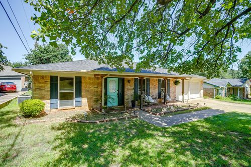 2501 Summit View Dr, Bedford, TX, 76021-4315 | Card Image