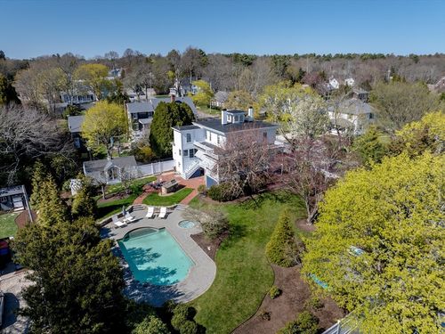 35 North St, Mattapoisett, MA, 02739-2024 | Card Image