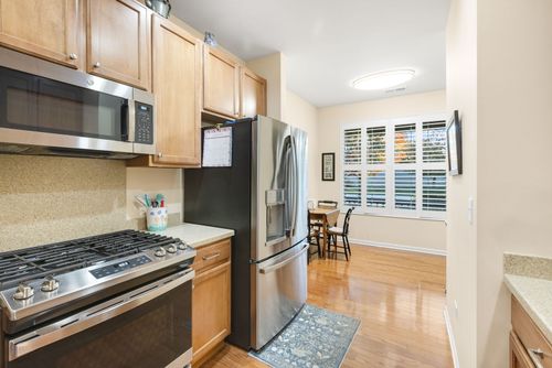 13180 Red Alder Ave, Huntley, IL, 60142-6373 | Card Image