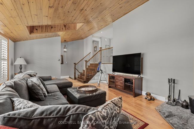 6643 3 Rd Line, House other with 6 bedrooms, 6 bathrooms and 30 parking in New Tecumseth ON | Image 9