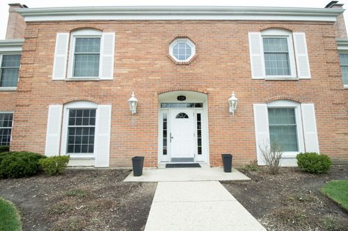 202b-120 Carriage Way Dr, Burr Ridge, IL, 60527-7804 | Card Image