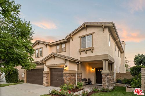 27674 Muir Grove Way, Castaic, CA, 91384-4110 | Card Image