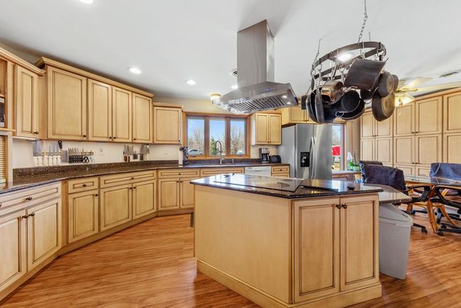 21 Kitchen.jpg | Image 18