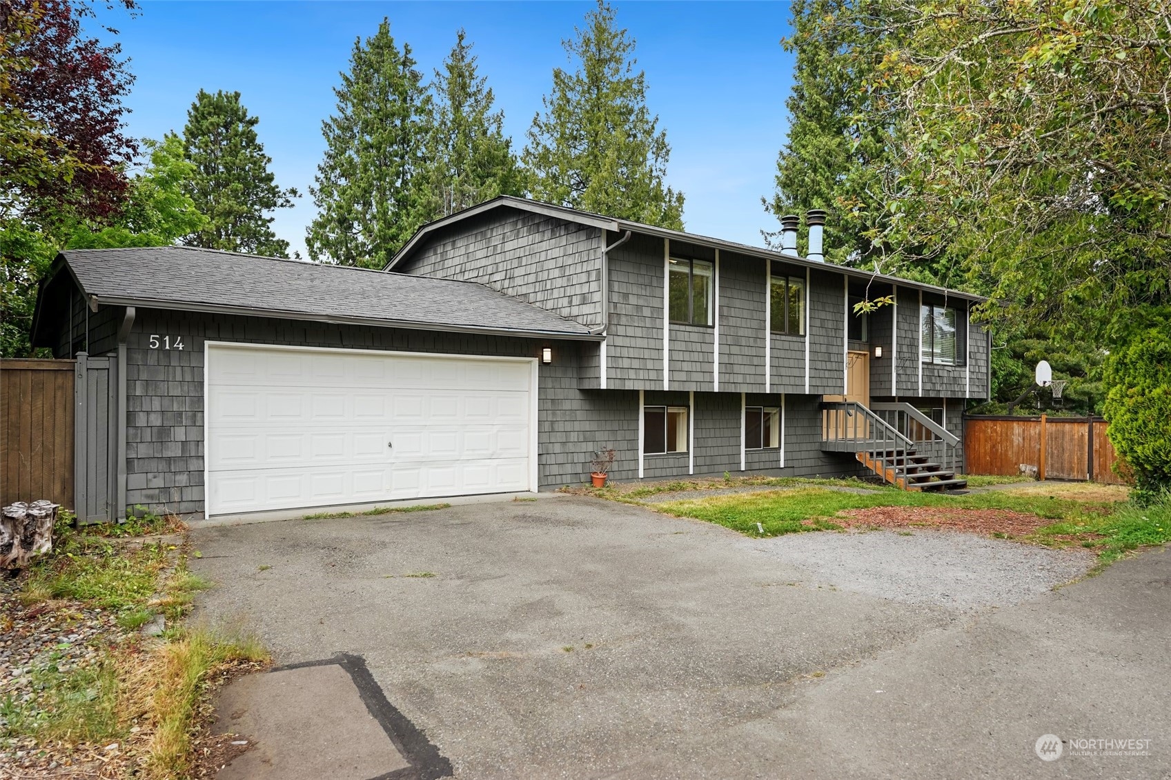 182nd Ct, Shoreline, WA 98155