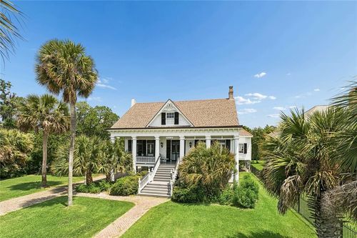 1815 Lakeshore Drive, Mandeville, LA, 70448 | Card Image