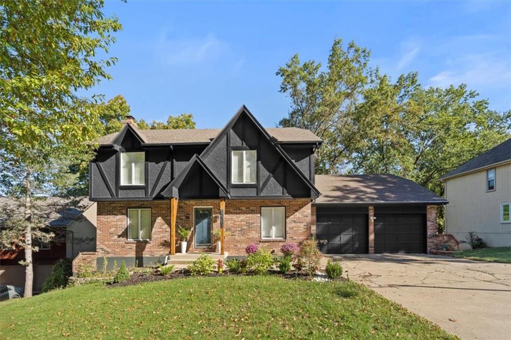 63rd St, Kansas City, MO 64133