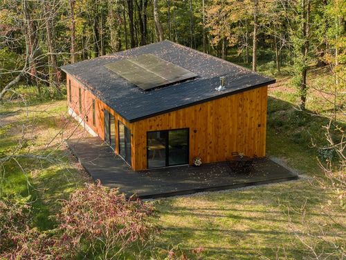 25 County Road 122, North Branch, NY, 12766-5110 | Card Image