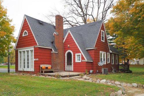 11005 Qr Ave E, Scotts, MI, 49088-5104 | Card Image