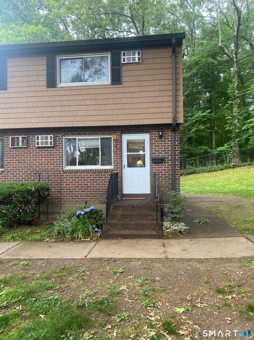 a-304 Green Road, Manchester, CT, 06042 | Card Image