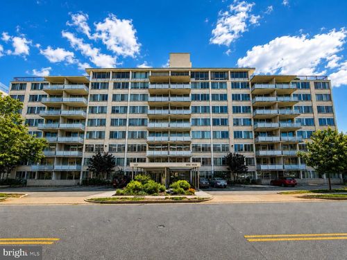 508-1301 S Arlington Ridge Rd, ARLINGTON, VA, 22202-1905 | Card Image
