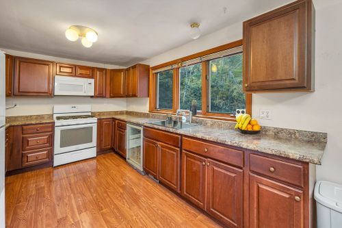 54 Maple Manor Rd, Center Conway, NH, 03813-4506 | Card Image