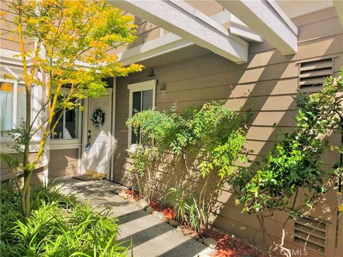 208-208 Santa Rosa Ct, Laguna Beach, CA, 92651-4425 | Card Image