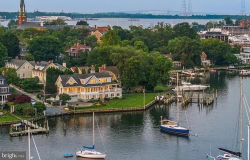 17 Revell St, ANNAPOLIS, MD, 21401-2610 | Card Image