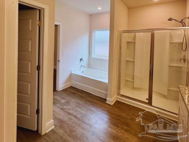 8177 Majestic Cypress Dr, House other with 4 bedrooms, 4 bathrooms and 4 parking in Milton FL | Image 27