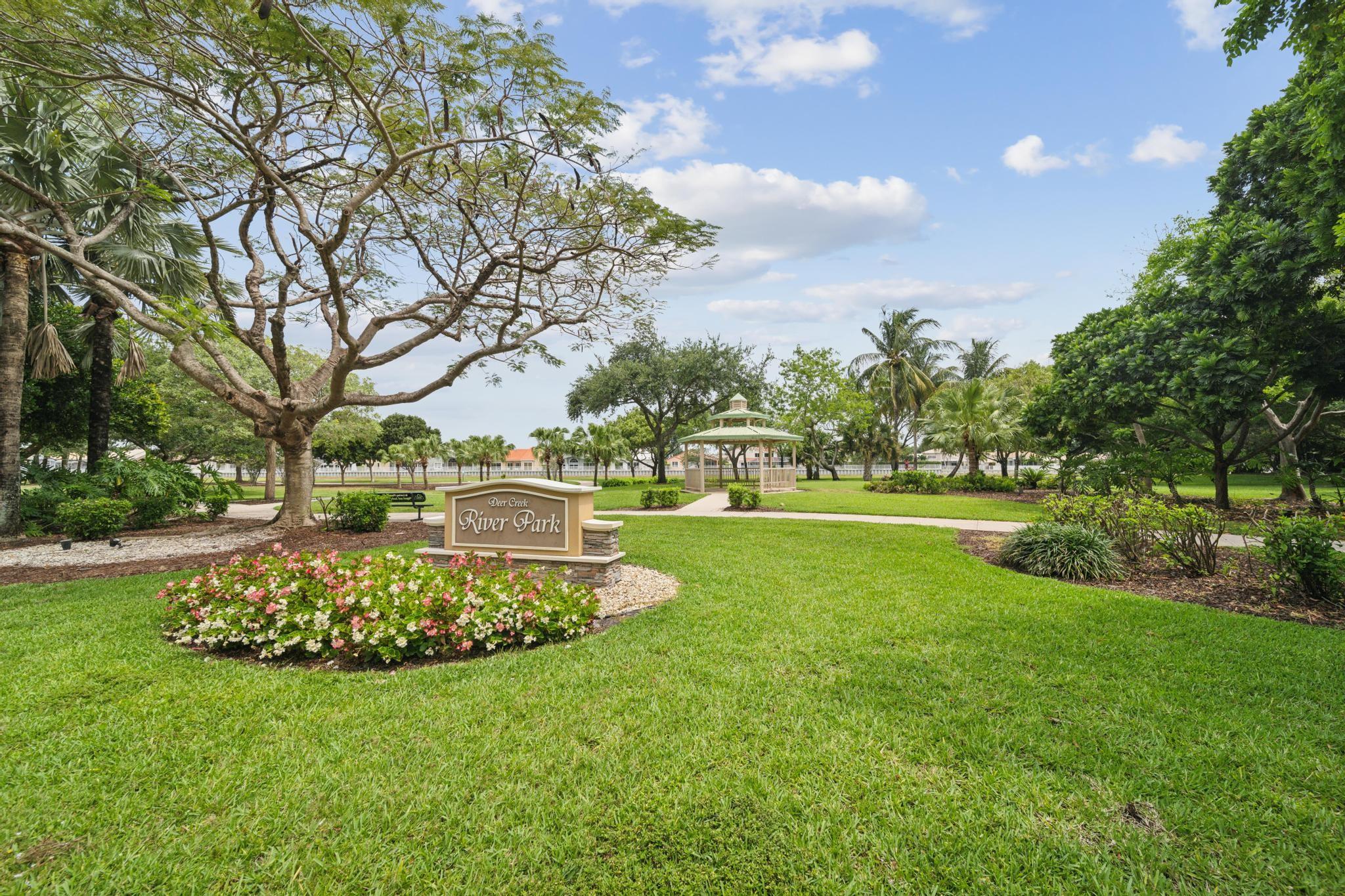Deer Creek Lake Point North Ln, Deerfield Beach, FL 33442