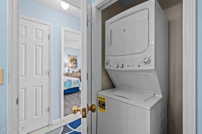 APT-2C - 1308 Carolina Beach Ave N, Condo with 3 bedrooms, 2 bathrooms and null parking in Carolina Beach NC | Image 11