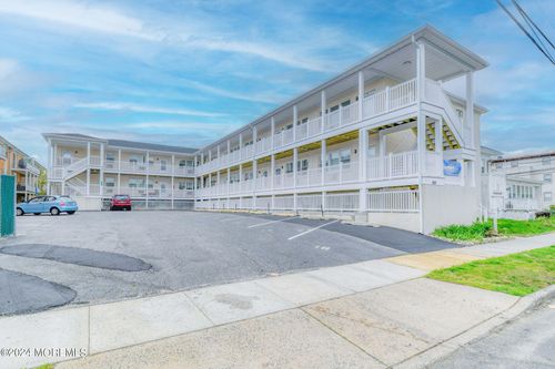 102-109 Mccabe Ave, Bradley Beach, NJ, 07720-1480 | Card Image