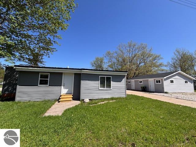 Division St, Kalkaska, MI 49646