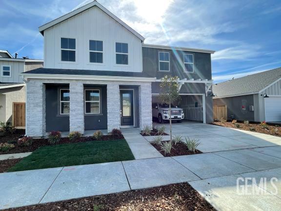 Residential in Shafter 3