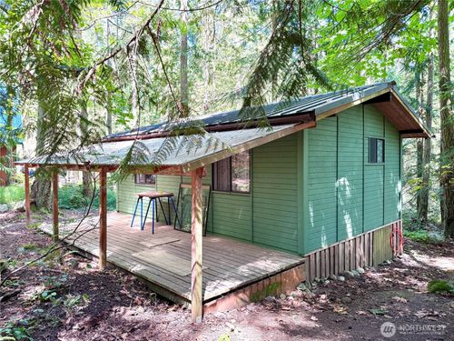 153 Chinook Way, Anacortes, WA, 98221-4453 | Card Image