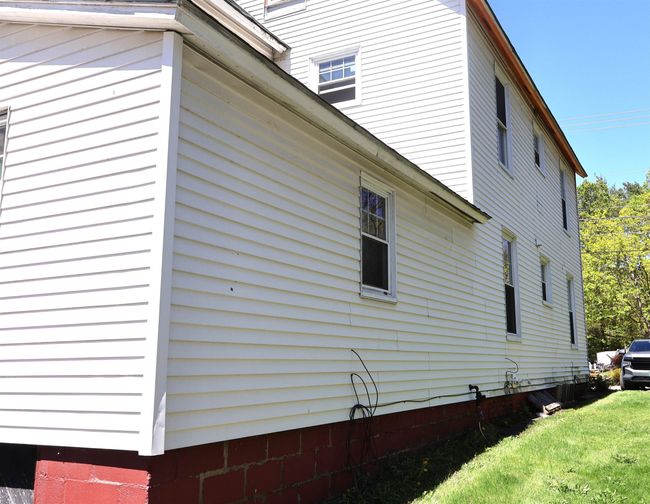 31 Christian St, Home with 0 bedrooms, 2 bathrooms and null parking in White River Junction VT | Image 11