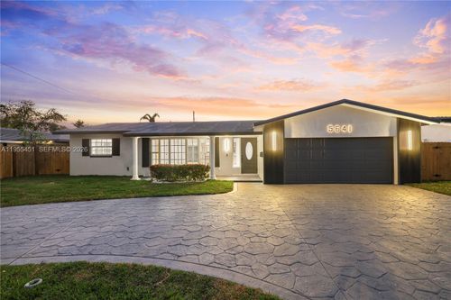 5641 Ne 21st Ave, Fort Lauderdale, FL, 33308-2405 | Card Image