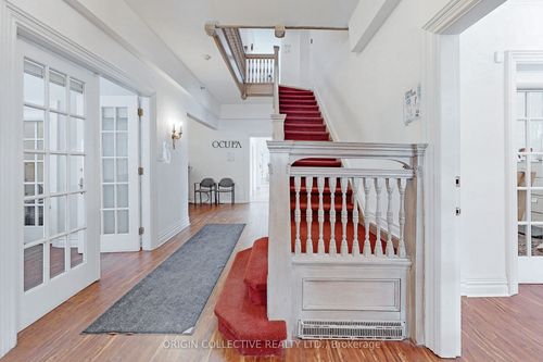 1-17 Isabella St, Toronto, ON, M4Y1M7 | Card Image