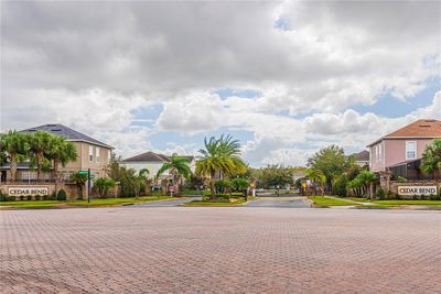 2059 Cedar Garden Drive, House other with 4 bedrooms, 2 bathrooms and null parking in Orlando FL | Image 2